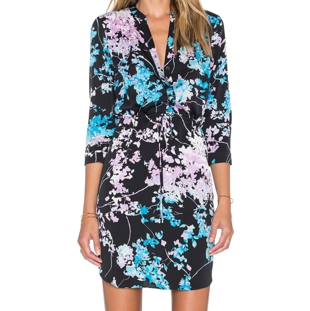 Diane von Furstenberg silk blend purple blue floral tie waist mini Freya dress